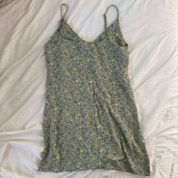 Reformation Ventura Dress in Sprite - Picture 5 of 6